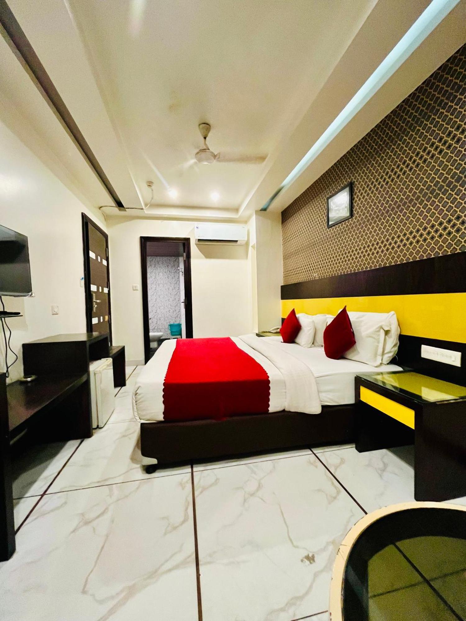 Frankstay -Le Unit By Worth New Delhi Nova Deli Exterior foto
